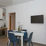 La Perla Daire